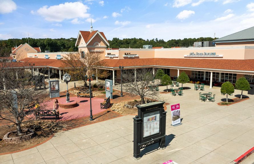North Georgia Premium Outlets