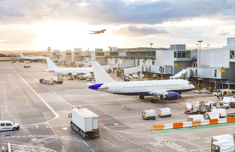 15 Miles to Atlanta Airport