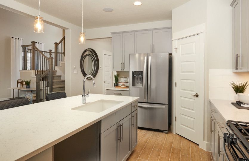 Spacious Kitchen with Ample Storage