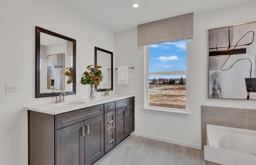 Dual Vanity in Owner's Bath