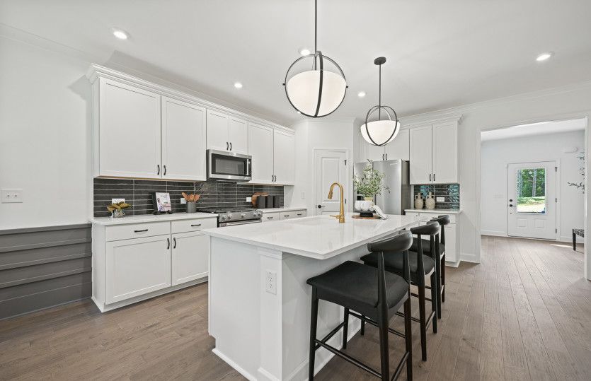 6089 Marigold Way. South Fulton, GA 30349