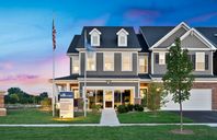 Naperville Polo Club Townhomes por Pulte Homes en Chicago Illinois