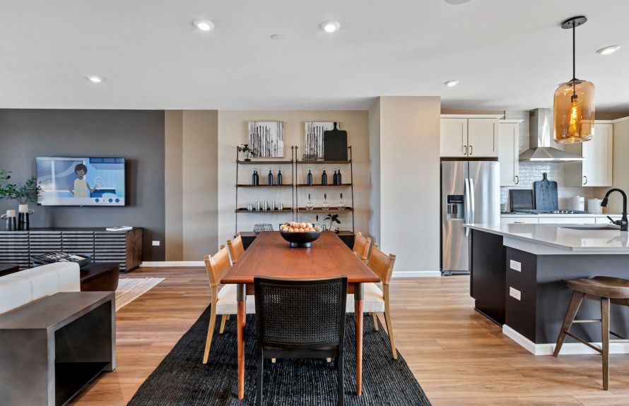 Room to Host Dinner Parties