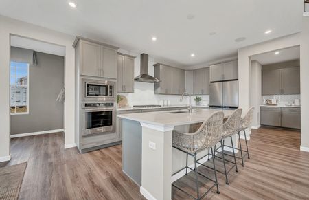 Enjoy a Chef's Kitchen