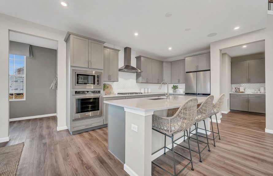 Enjoy a Chef's Kitchen