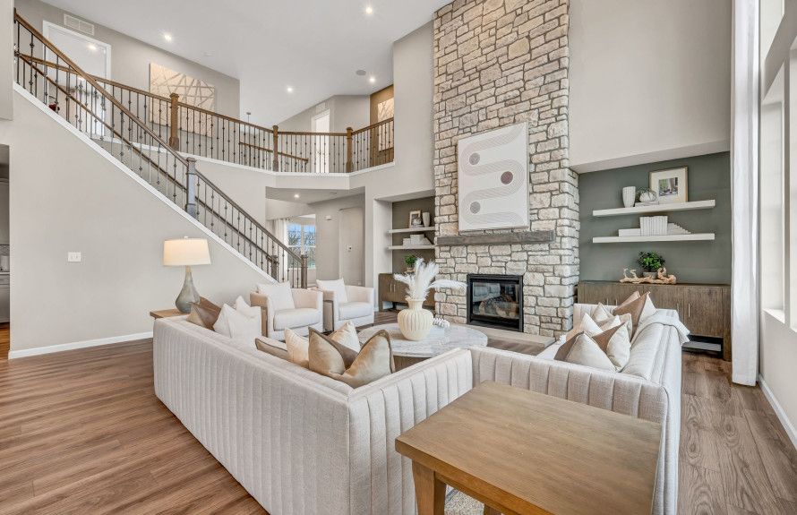 Soaring Two-Story Spaces