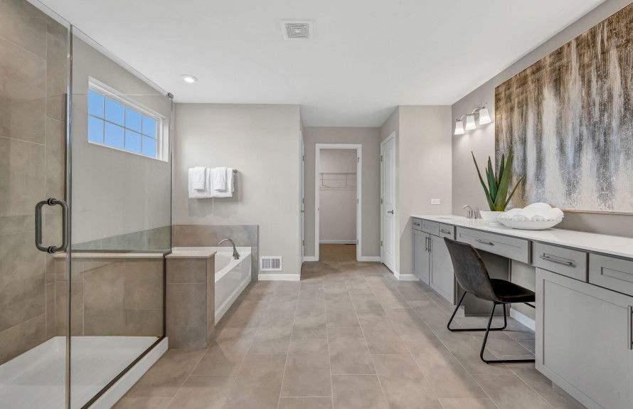 Spa-Like Owner's Baths