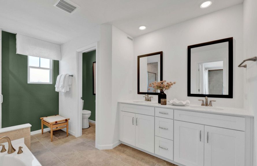 Spa-Like Owner's Bath