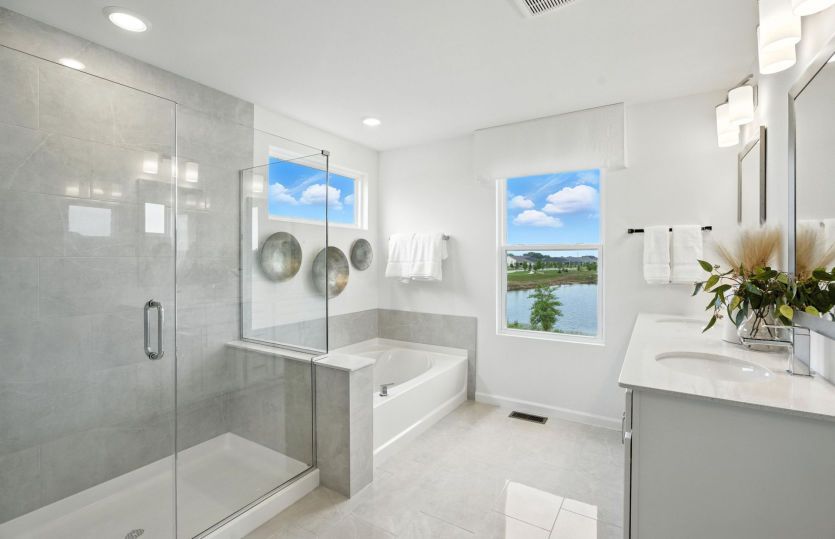 Spa-Like Owner's Bath