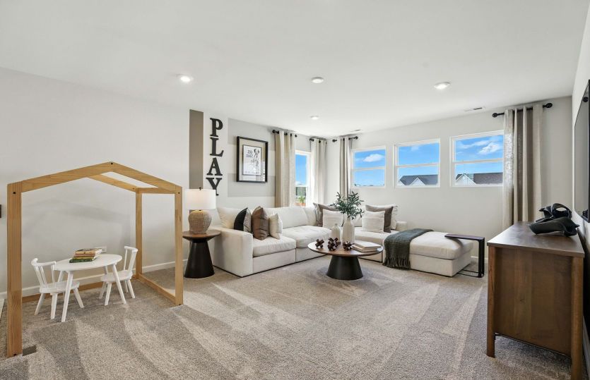 Second floor loft, perfect for movie night