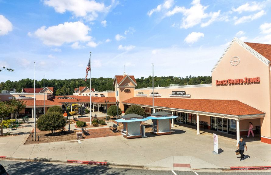 North Georgia Premium Outlets