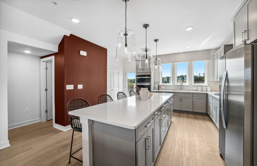 Gourmet Kitchen Seats 4 Comfortably