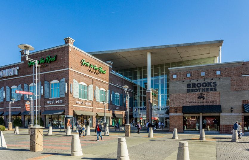 Shope Easily at the Streets at Southpoint Mall