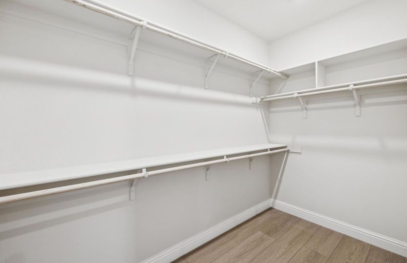 Primary suite walk-in closet