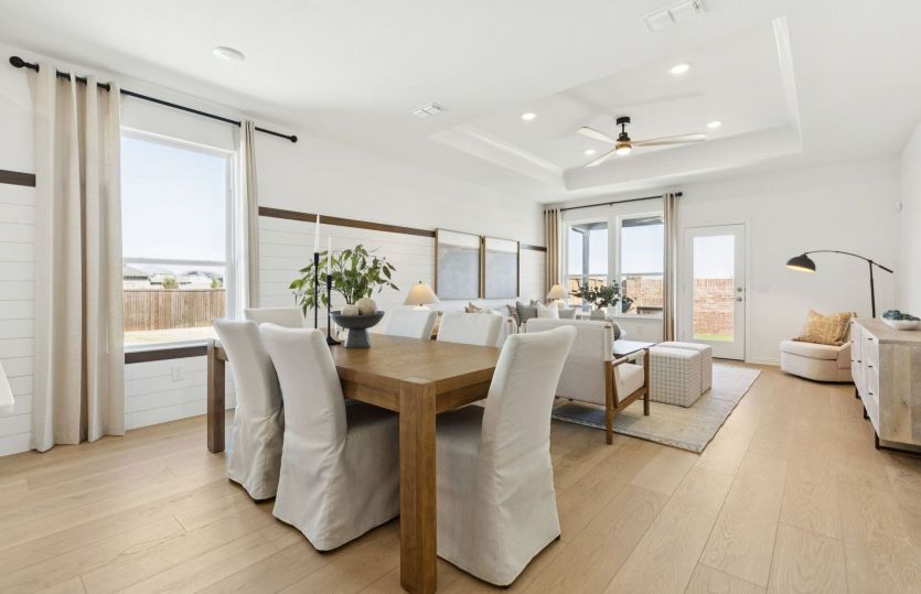 Dining area off kitchen