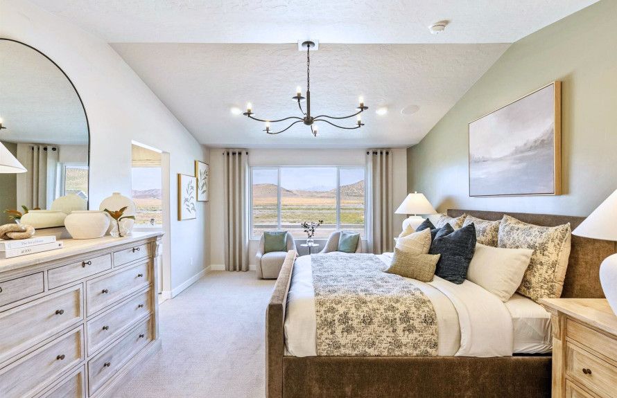 Luxurious Owner's Suite