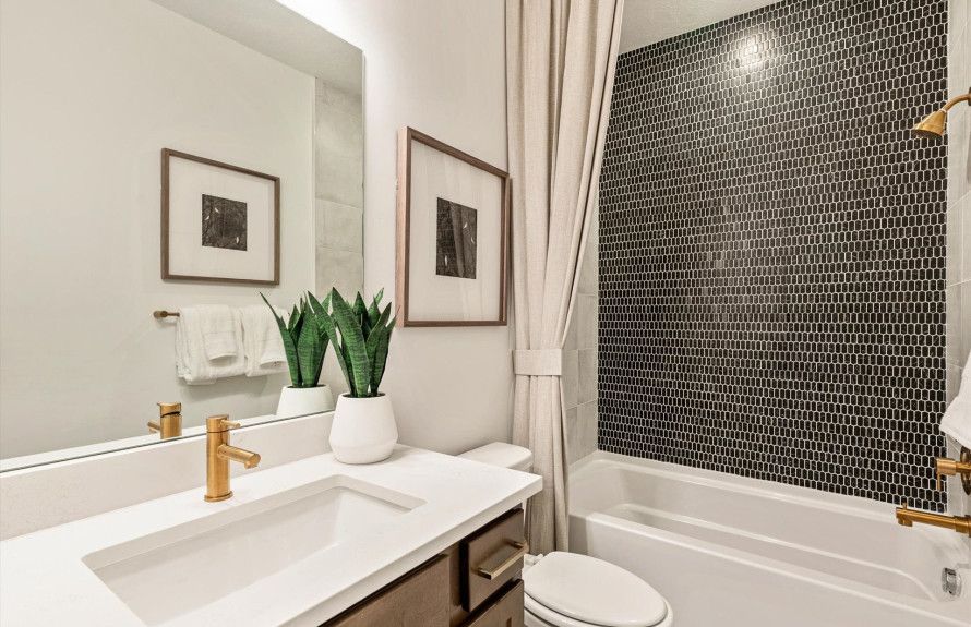 Luxurious Bath Details