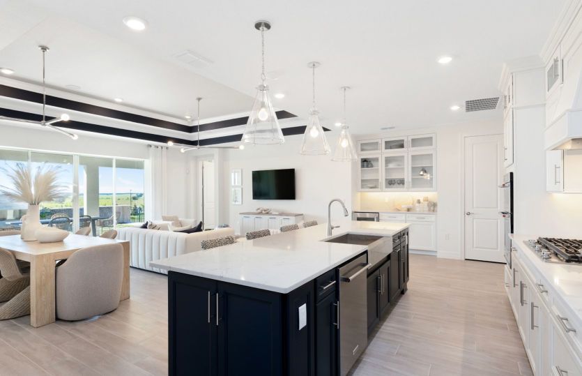 Spacious Island, Perfect for Prepping