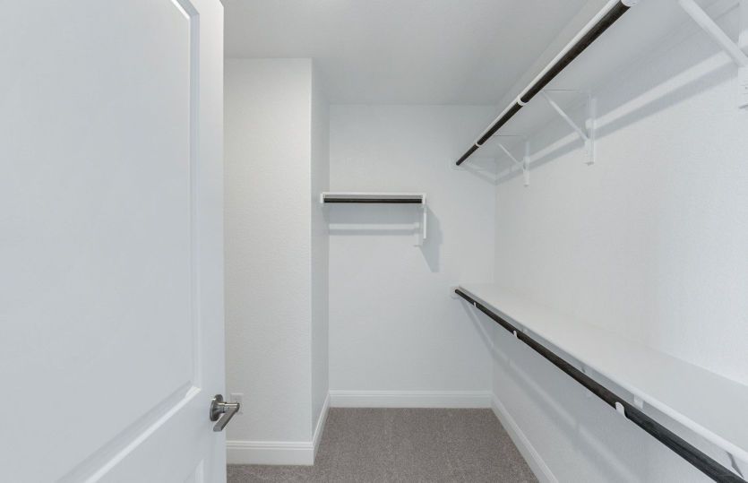 Primary Walkin Closet