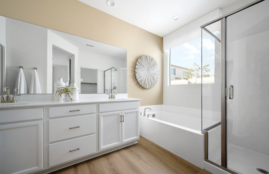 Easton Owner's Bathroom