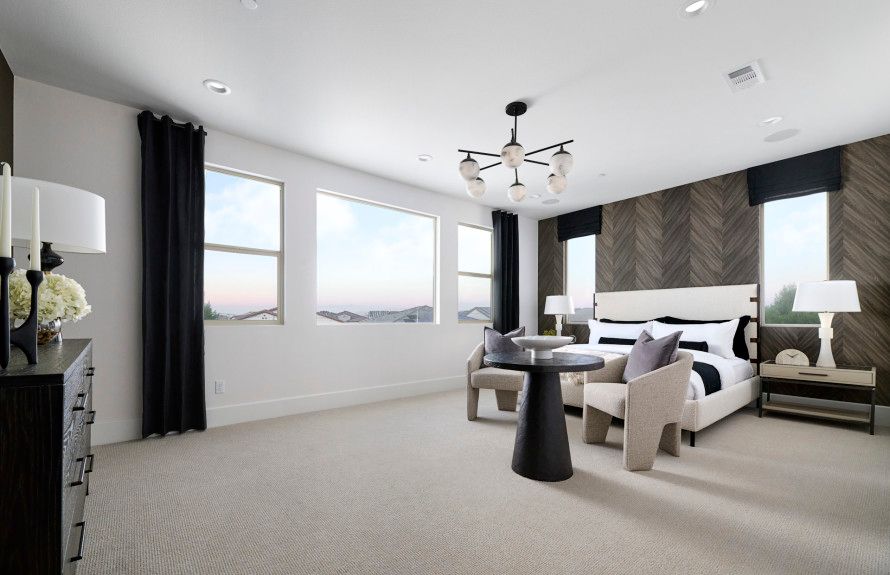 Newport Owner's Suite