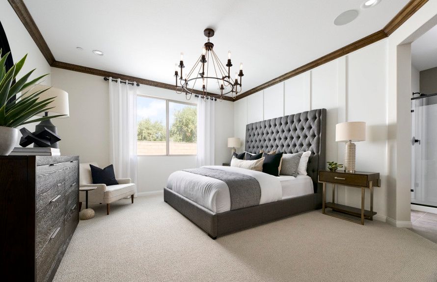 Easton Model Owner's Suite