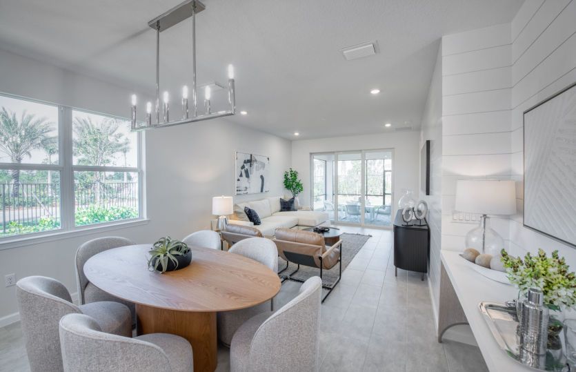 Modern villa plan, lives like a single-family