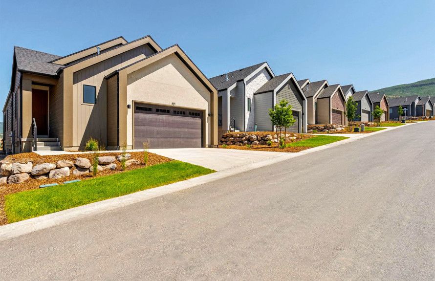 Modern Mountain Community