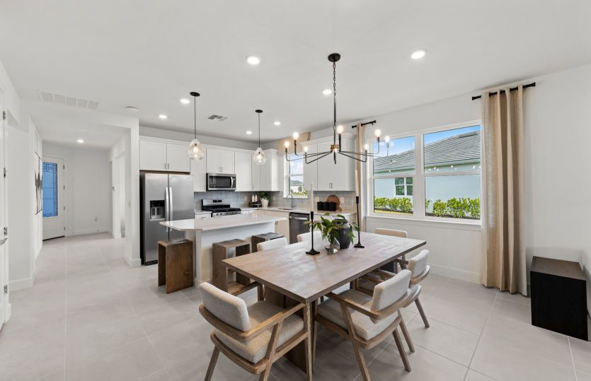 Dinning area off the kitchen