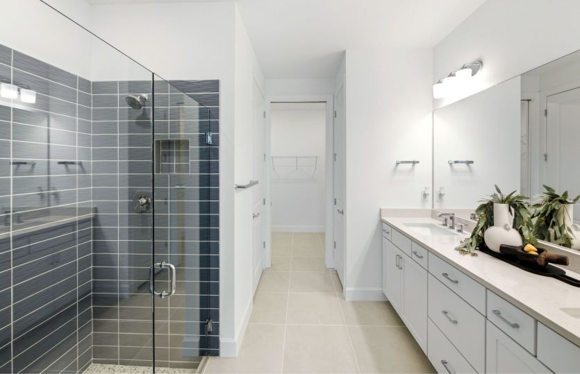 Owner's suite with spa like bathroom