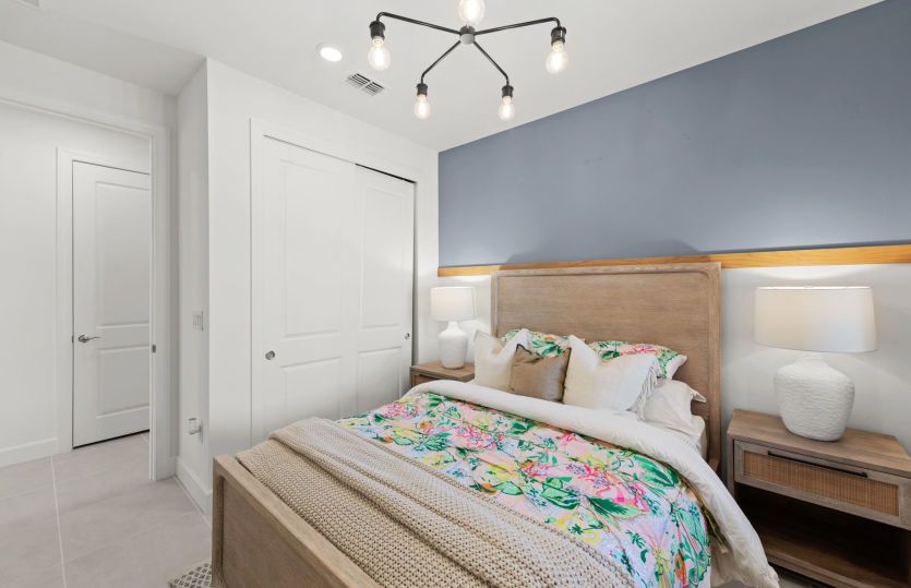 Secondary bedroom