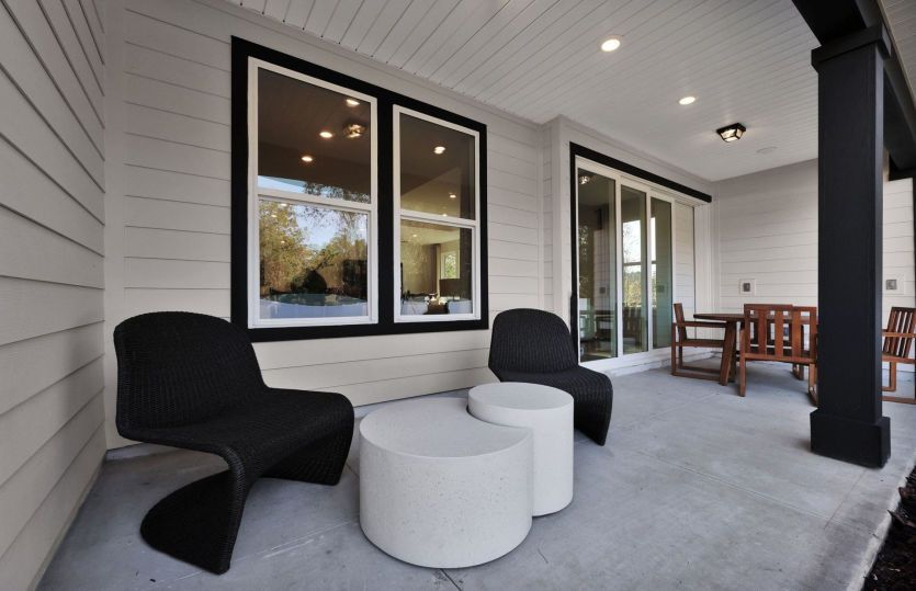 Mystique | Covered Lanai
