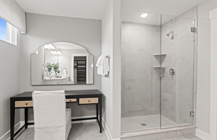 Luxurious Owner's Bathroom