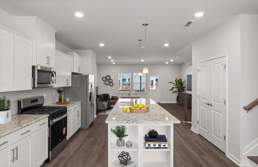 Large Kitchen with Amazing Island