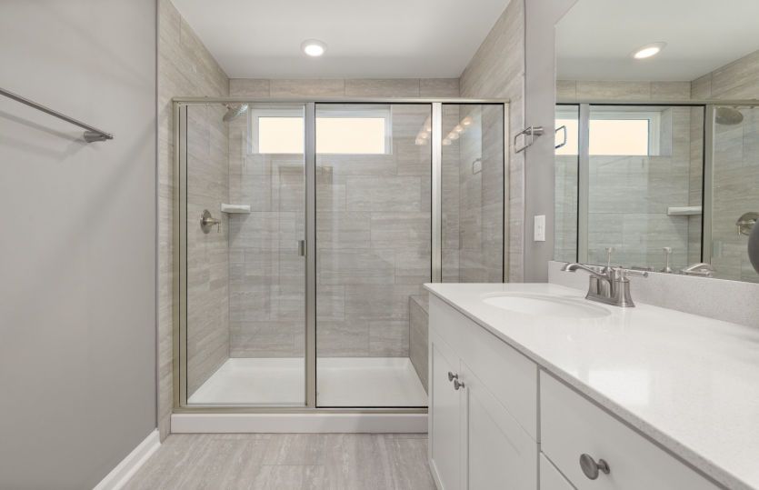 Stunning Owners bath