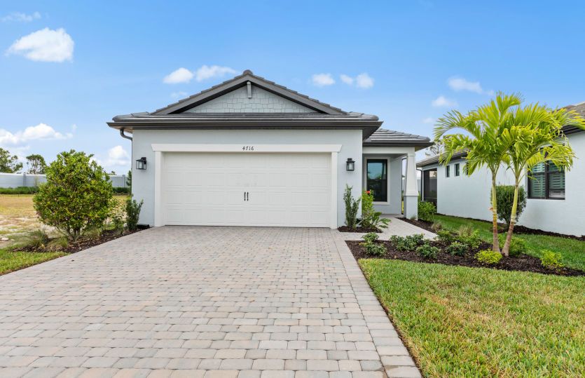 Contour - Arbor Oaks: North Port, Florida - Pulte Homes