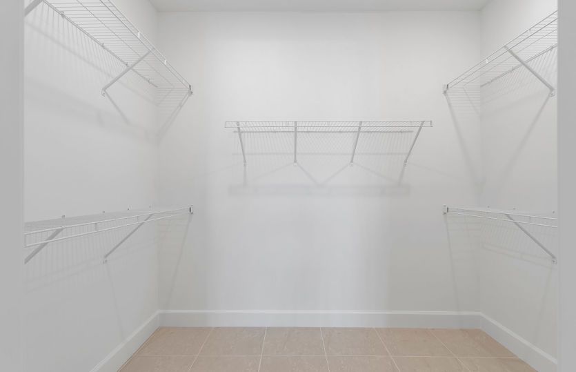 Owner's suite with walk-in closet