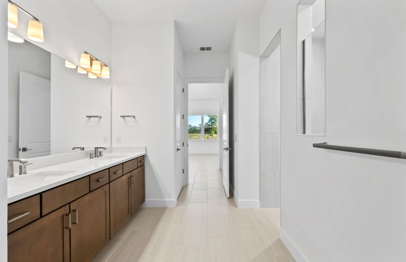 Owners bathroom