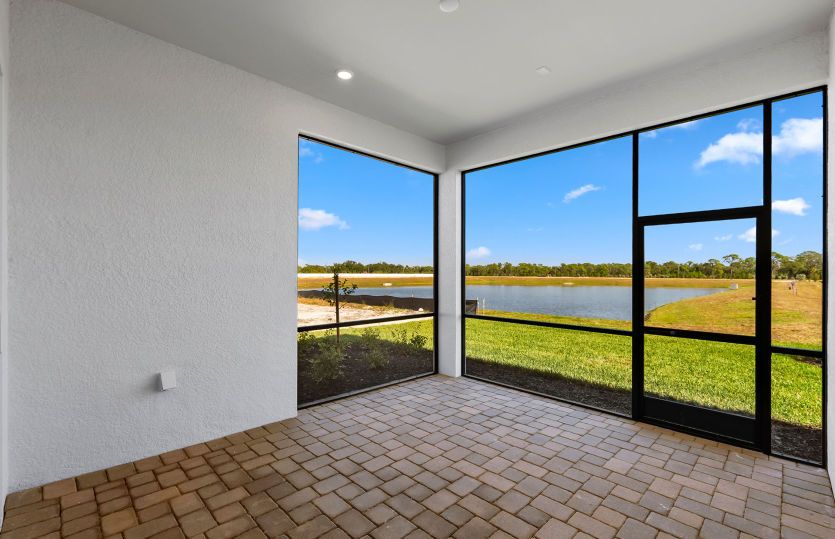 Screened-in Lanai