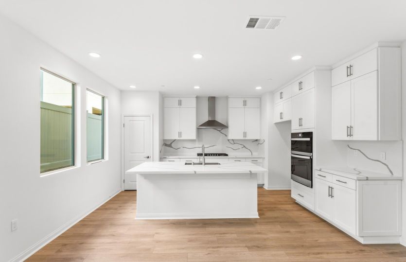 Kitchen and Cafe