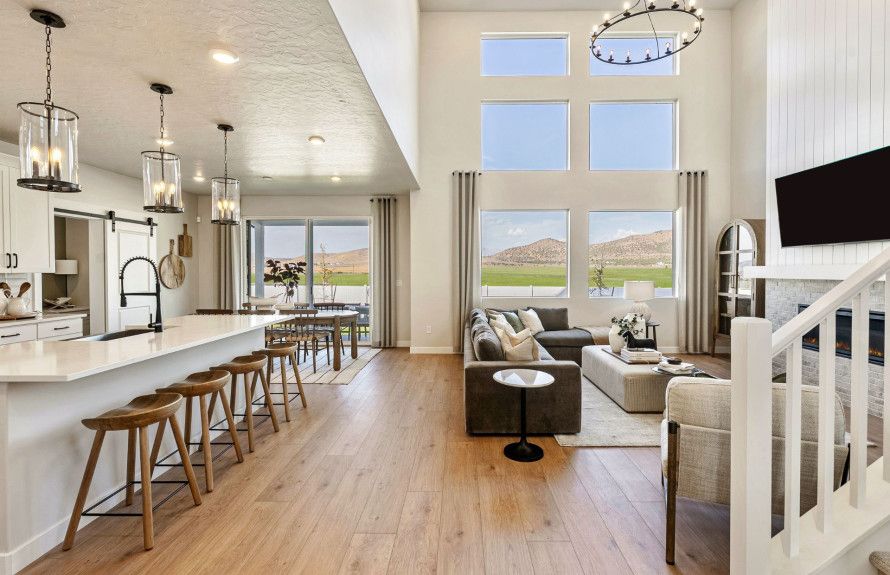 Natural Light-Filled Rooms