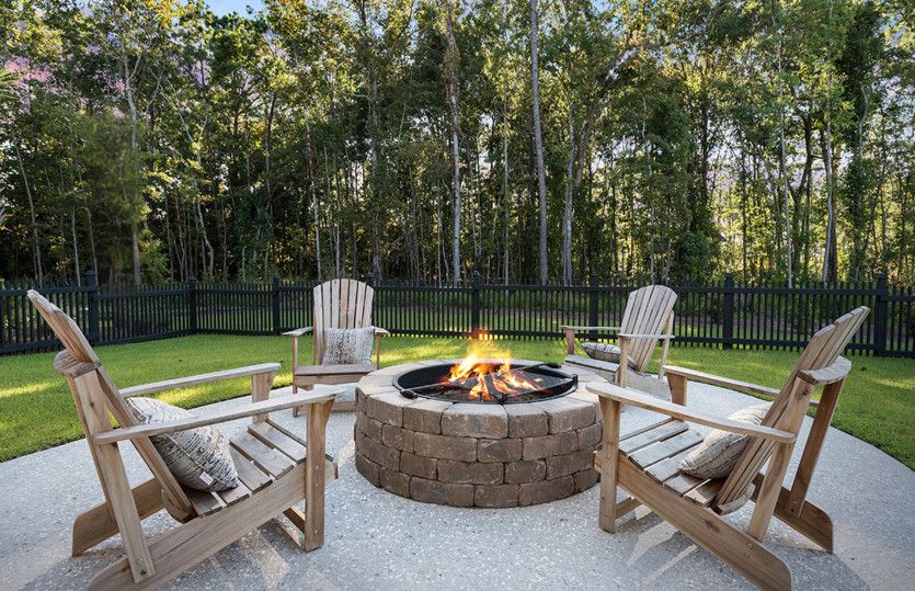 Neighborhood Fire Pit - Make Smores - Create Memories