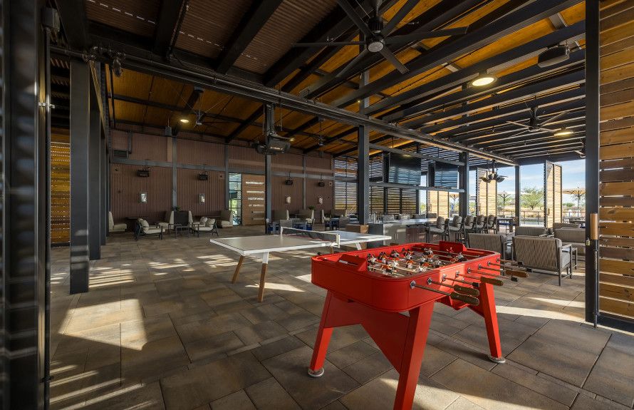 The Dutch Clubhouse