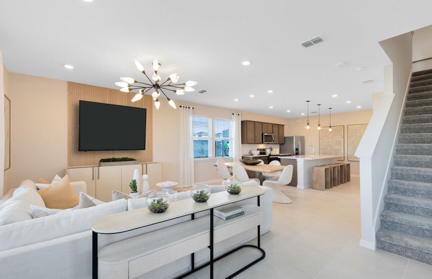 Townhomes & SF Homes