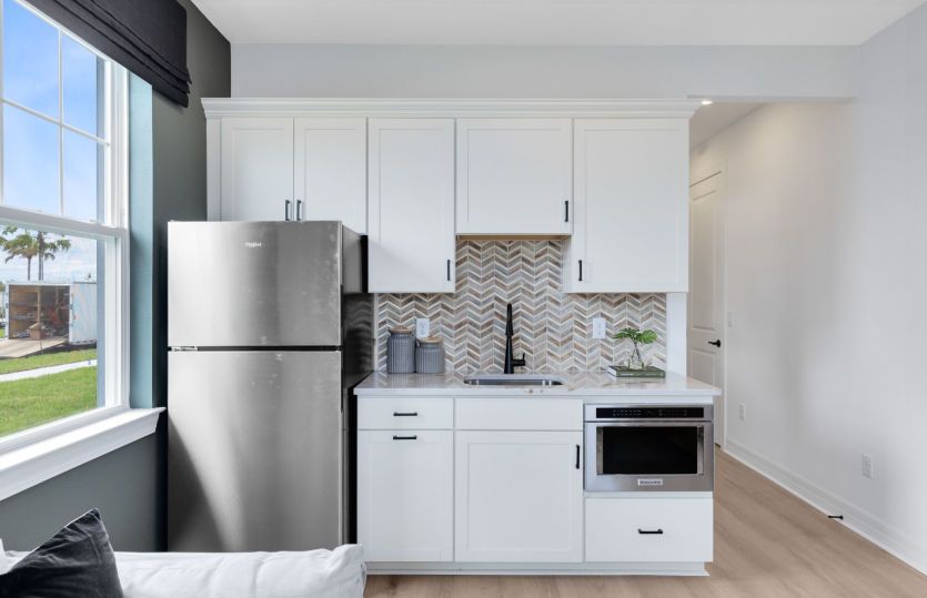 Serena AllGen | Kitchenette