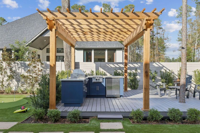 Outdoor Kitchen