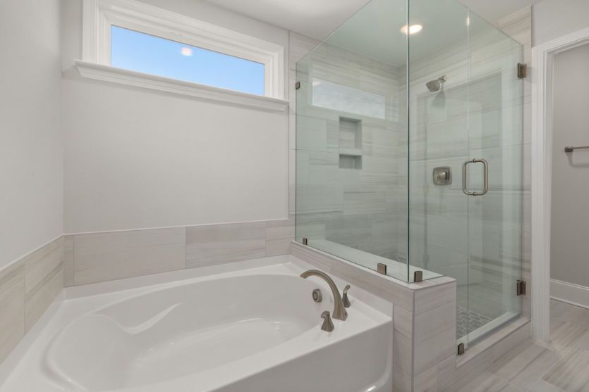 Stunning Owner's Bath