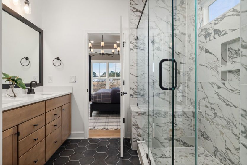 Luxury Owner's Bath