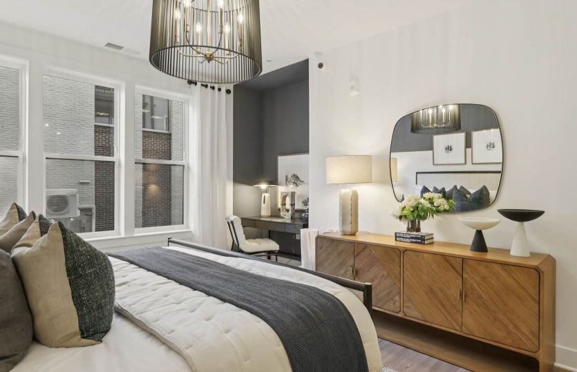 Luxurious Owner's Suite