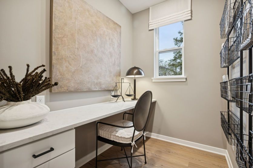 Stay organized with this smartly designed workspace for work, homework, or planning your day.
